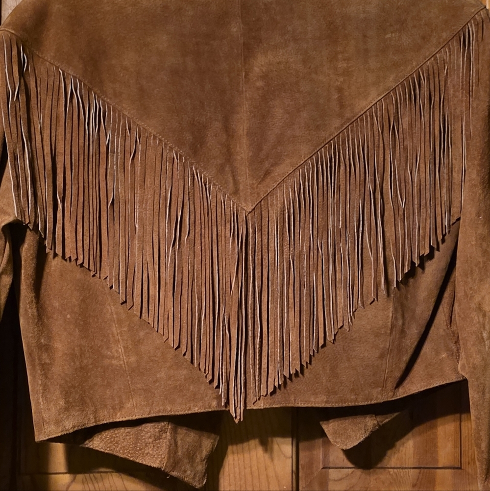 VINTAGE ADLER Size M. Genuine Leather Fringed Jacket in Rust/Brown Tone - Picture 6 of 6